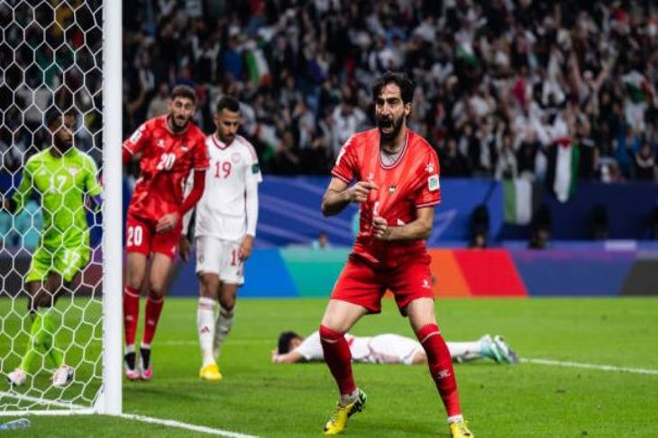 احتفال محمد صالح مدافع منتخب فلسطين